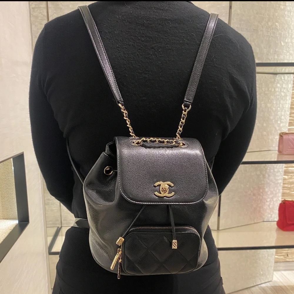 2022 Chanel Small Graine Quilted Business Affinity Backpack Black Light Gold CC - Picture 4 of 17